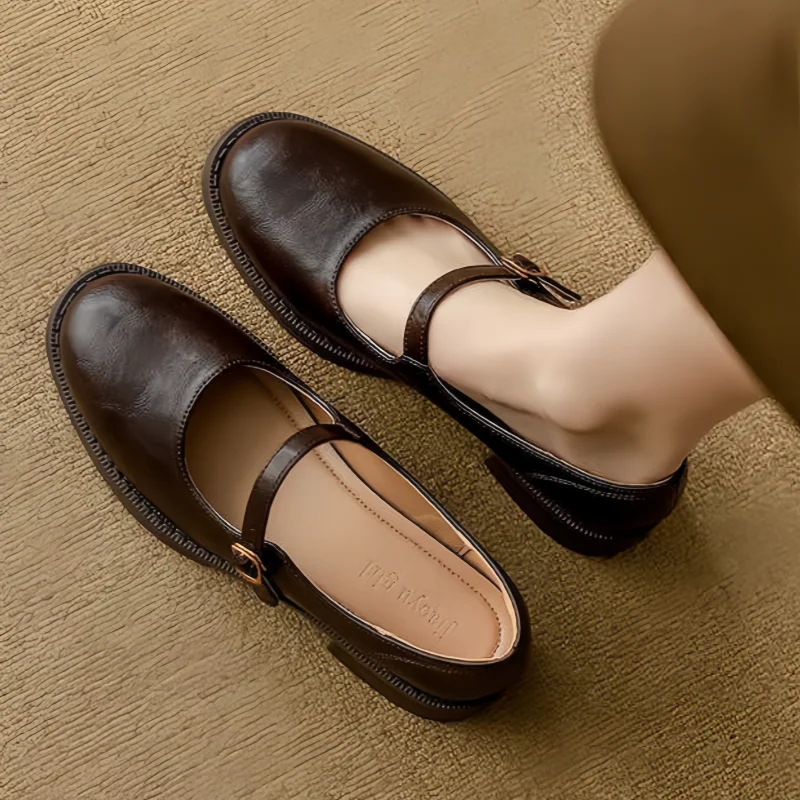 Britt | Chaussures Mary Jane pour femmes à petit talon carré