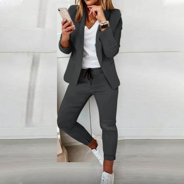 Vera | Tailleur blazer et jogger à manches longues pour femme