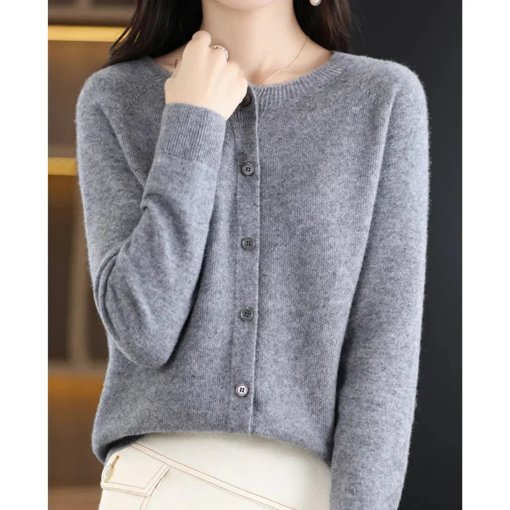 Anouk grijze wollen cardigan, close-up voorkant