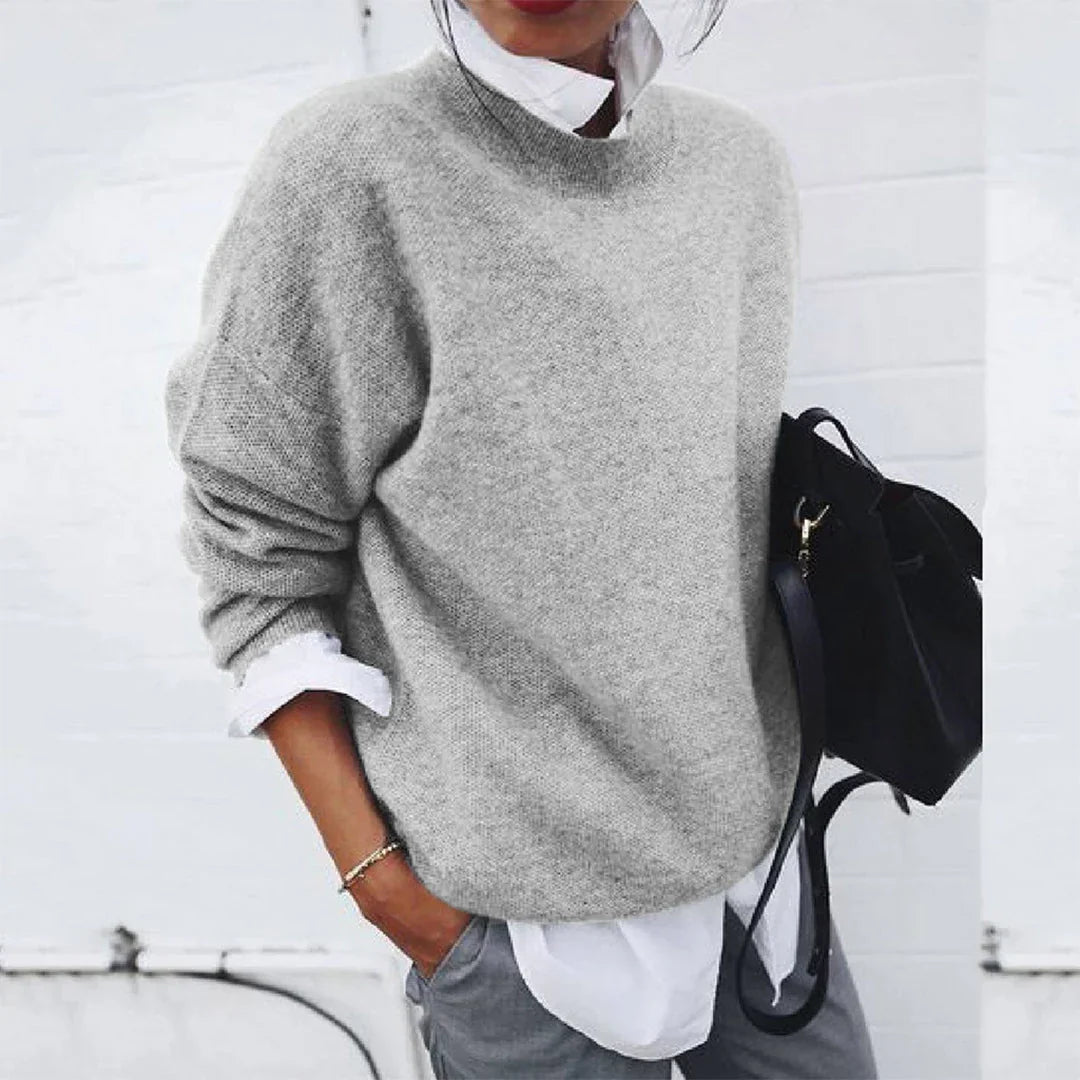 Anouk oversized gebreide trui in grijs, gedragen close-up