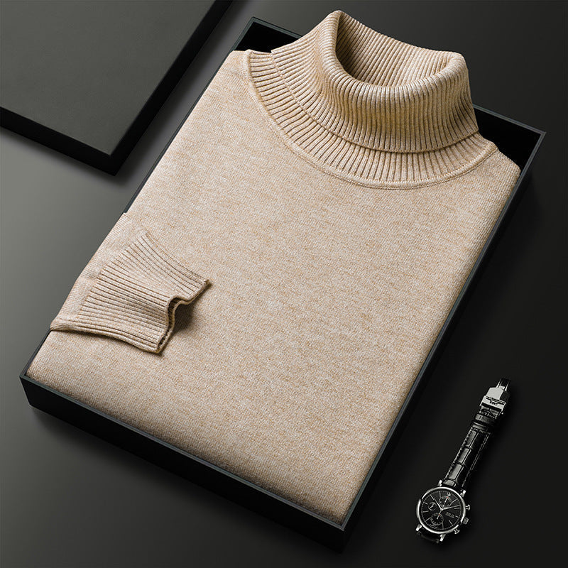 Bram beige coltrui gevouwen naast horloge