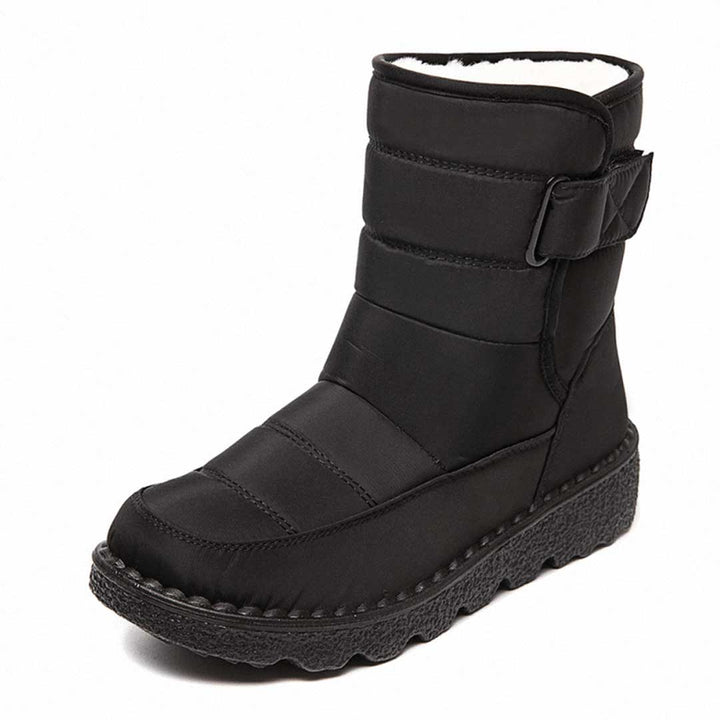 Femke zwarte snowboot, zijaanzicht