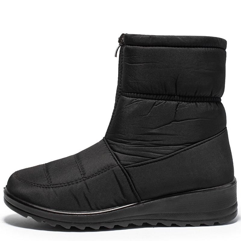 Femke zwarte snowboot, zijaanzicht