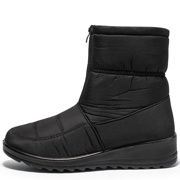 Femke zwarte snowboot, zijaanzicht