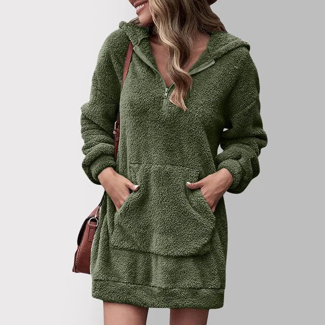 Fleur fluffy hooded winterjurk in legergroen, vooraanzicht
