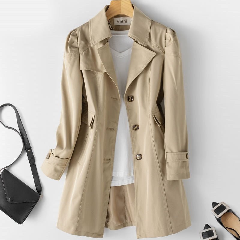 Fleur khaki trenchcoat met ceintuur en steekzakken, vooraanzicht