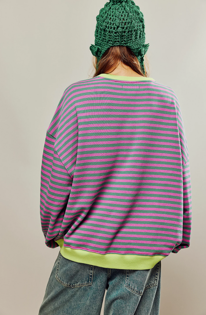 Iris gestreepte sweater achteraanzicht met muts