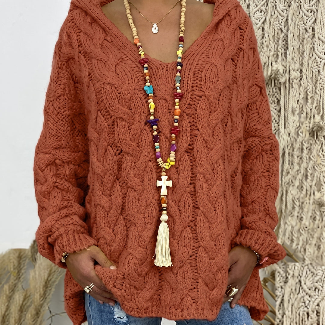 Kaylee terracotta oversized kabelgebreide trui met V-hals, vooraanzicht