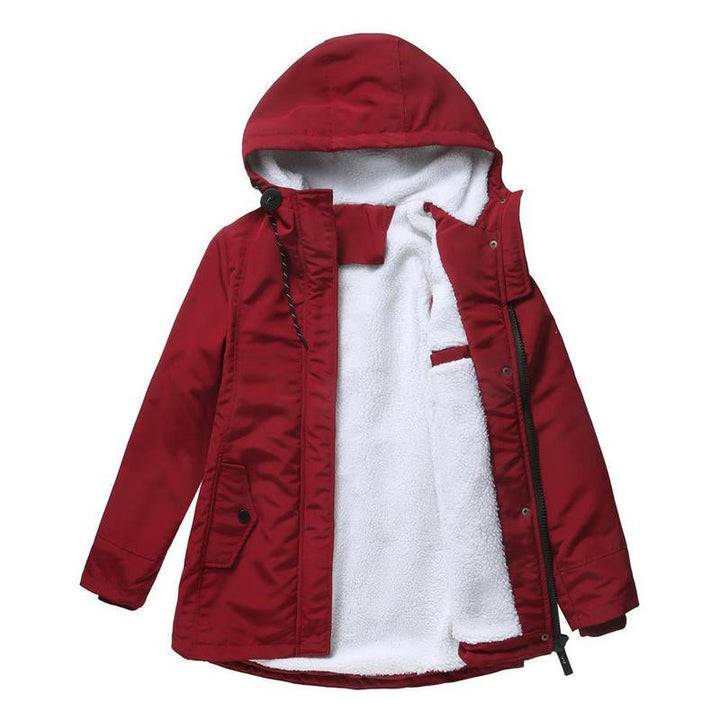 Nikita gewatteerde winterjas met capuchon in rood, open vooraanzicht met fleece voering