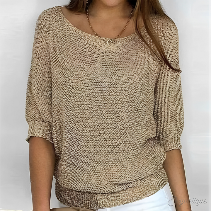 Sanne beige gebreide losse pullover met ronde hals, vooraanzicht