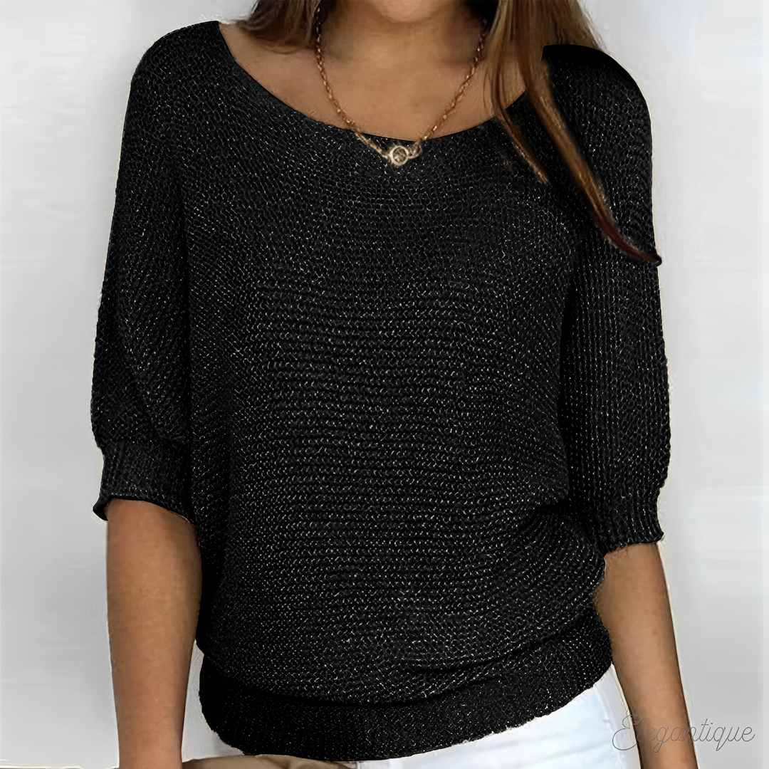 Sanne zwarte gebreide losse pullover met ronde hals, vooraanzicht